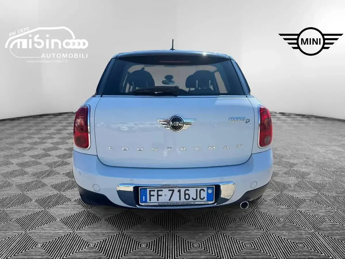 Usata Mini Cooper D Countryman Business 111 CV (81 kW) 2016 Bianco SUV
