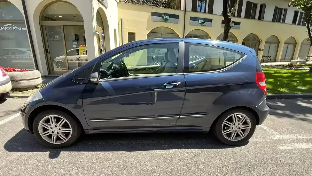 Usata Mercedes A170 Elegance 116 CV (85 kW) 2007 Blu Berlina