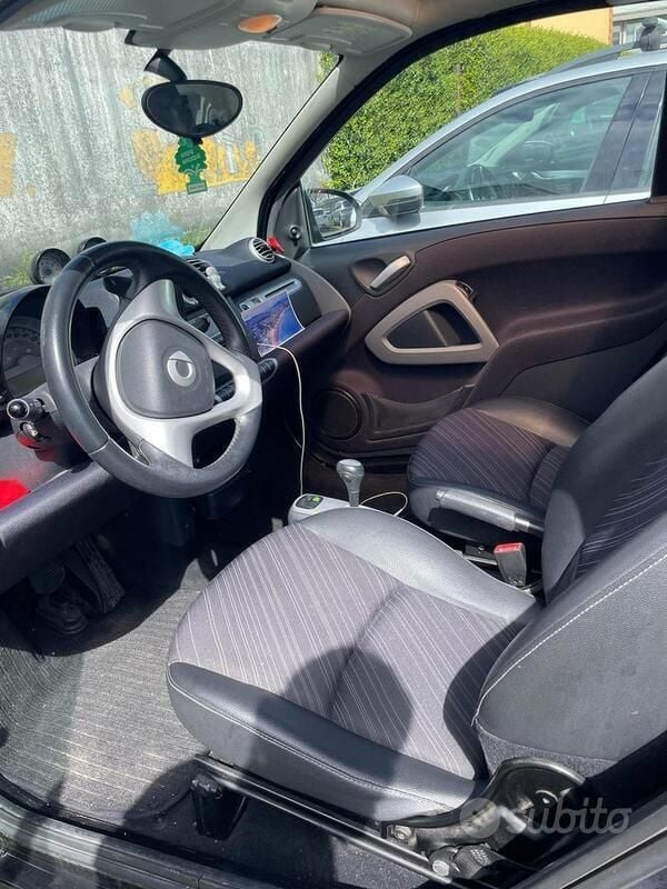 Usata 2012 Smart ForTwo Coupé Passion Due volumi | 6700 € (Buon prezzo) - Immagine 1/4