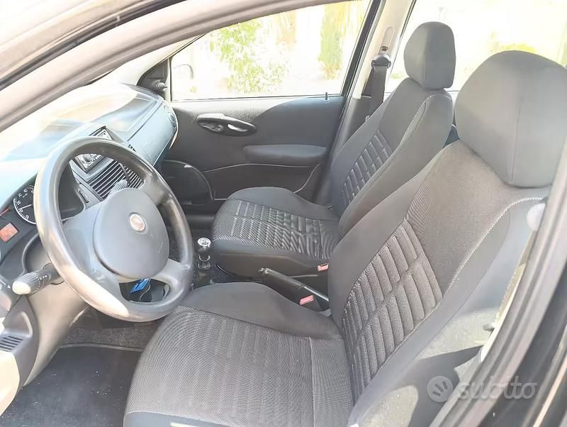 Usata Fiat Punto 2009 Nero Utilitaria