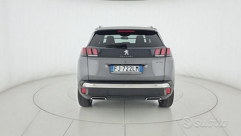 Usata Peugeot 3008 GT-line 120 CV (88 kW) 2017 Grigio scuro SUV