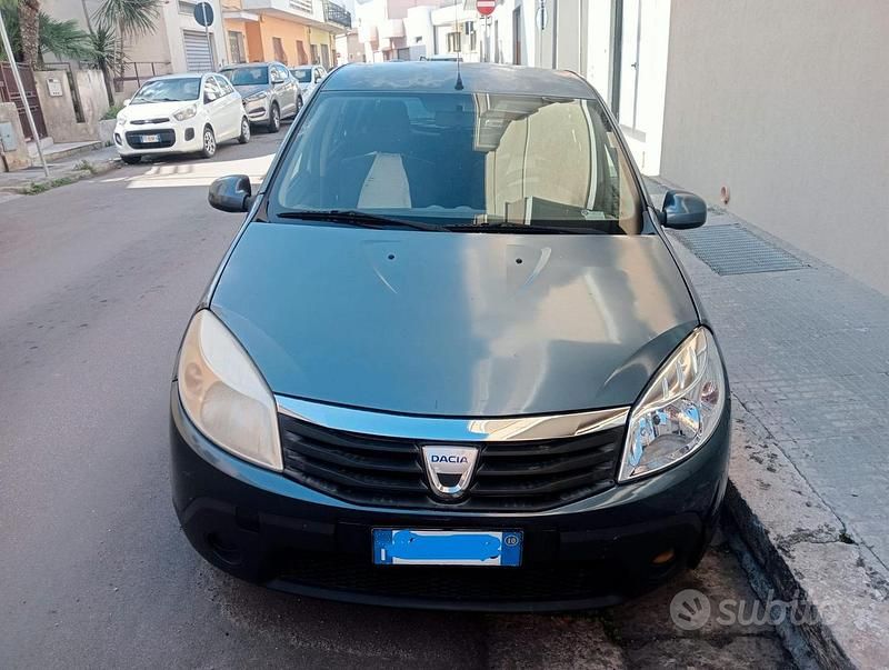 Usata 2010 Dacia Sandero Due volumi | 400 € (Super prezzo) - Immagine 1/4
