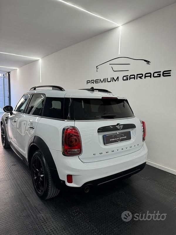 Usata Mini Cooper D Countryman Business 116 CV (85 kW) 2018 Bianco SUV