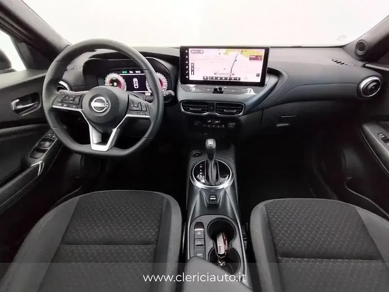 Usata Nissan Juke N-Connecta 143 CV (105 kW) 2025 Grigio SUV