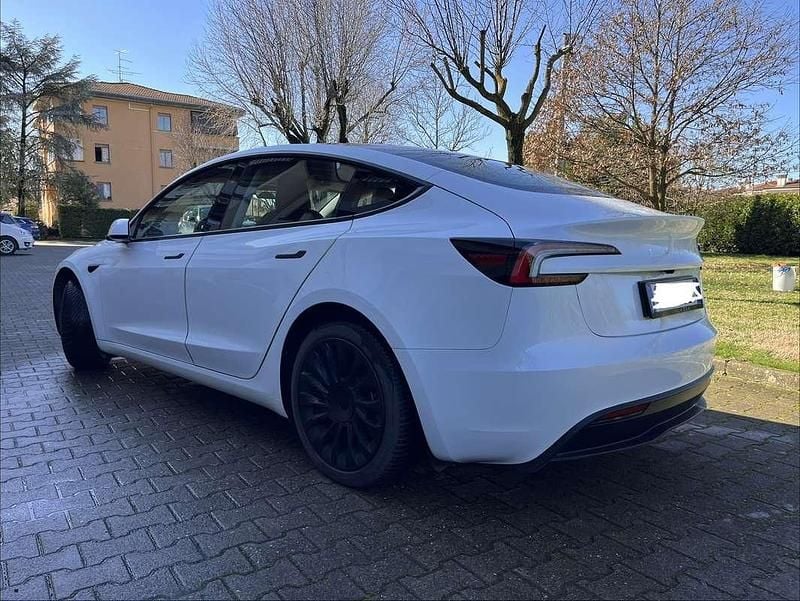 Usata Tesla Model 3 RWD 88 kW (120 CV) 2024 Berlina