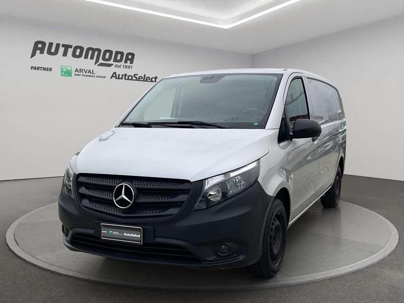 Grigio Usata 2019 Mercedes Vito Furgone | 19.900 € (Ottimo prezzo) - Immagine 1/4
