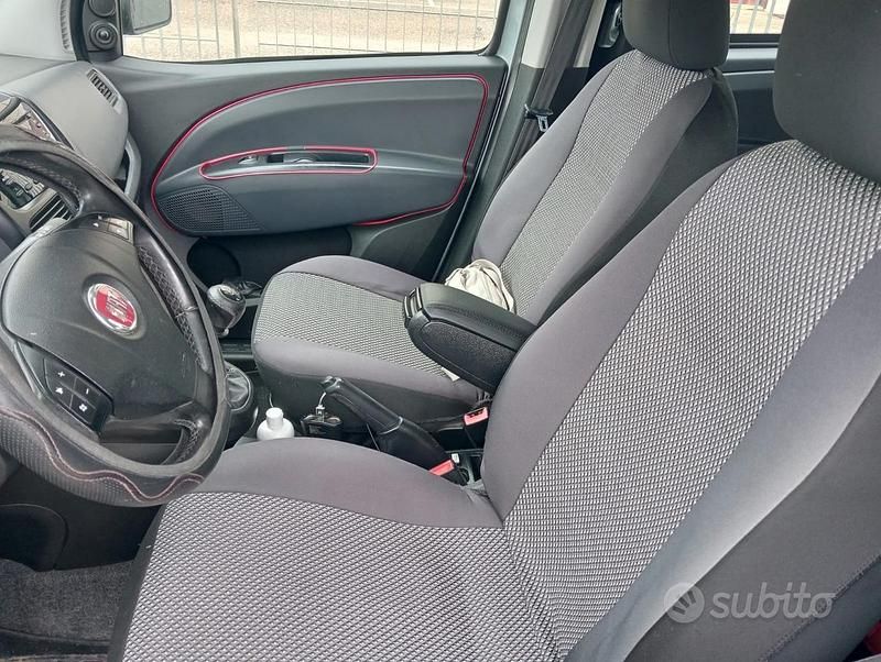Usata Fiat Doblò 2012 Grigio Monovolume