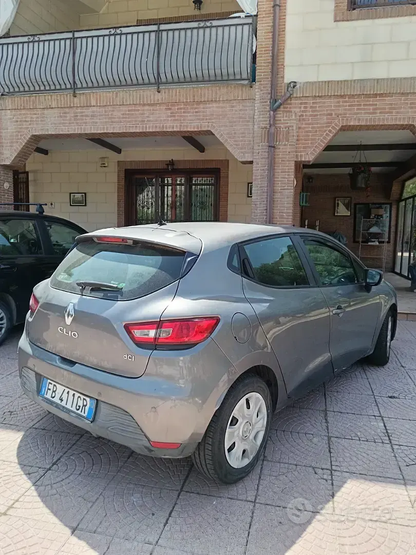 Usata Renault Clio 75 CV (55 kW) 2015 Grigio Utilitaria