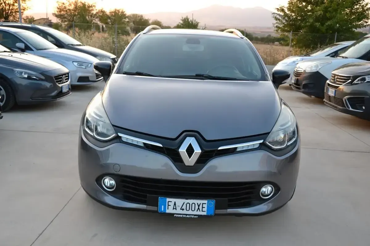 Usata Renault Clio 89 CV (65 kW) 2015 Grigio Station wagon