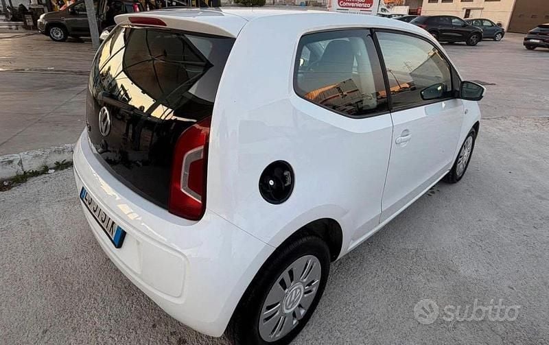 Usata VW up! 68 CV (50 kW) 2013 Bianco Utilitaria