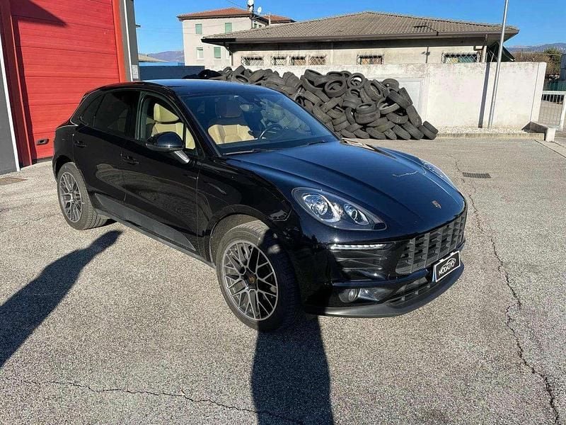 Usata Porsche Macan 252 CV (185 kW) 2018 Nero SUV