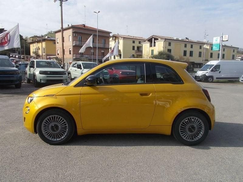 Nuova Fiat 500 Icon 65 CV (47 kW) 2026 Other Utilitaria