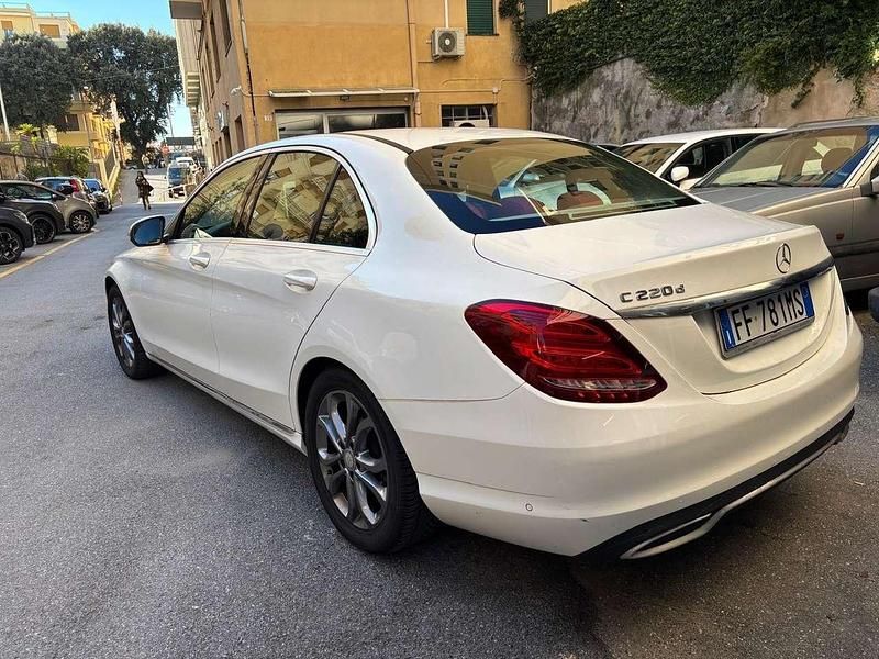 Begagnad Mercedes C220 170 HK (125 kW) 2016 Vit Sedan