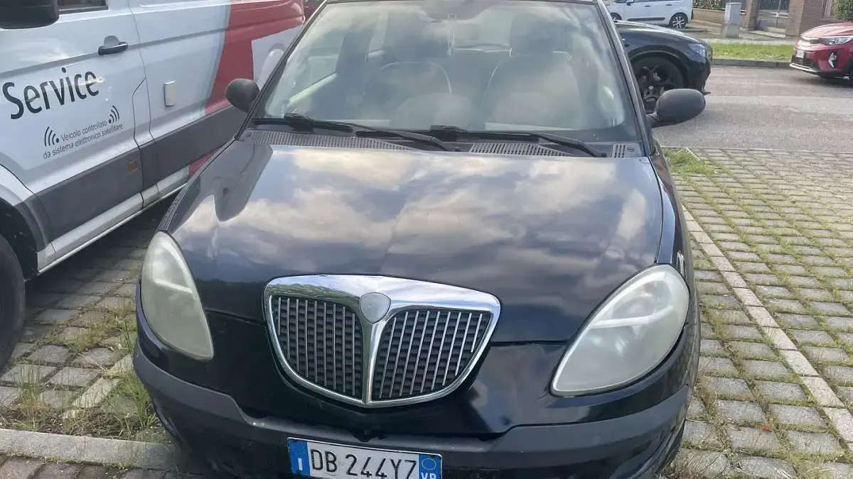 Usata Lancia Ypsilon 60 CV (44 kW) 2006 Utilitaria
