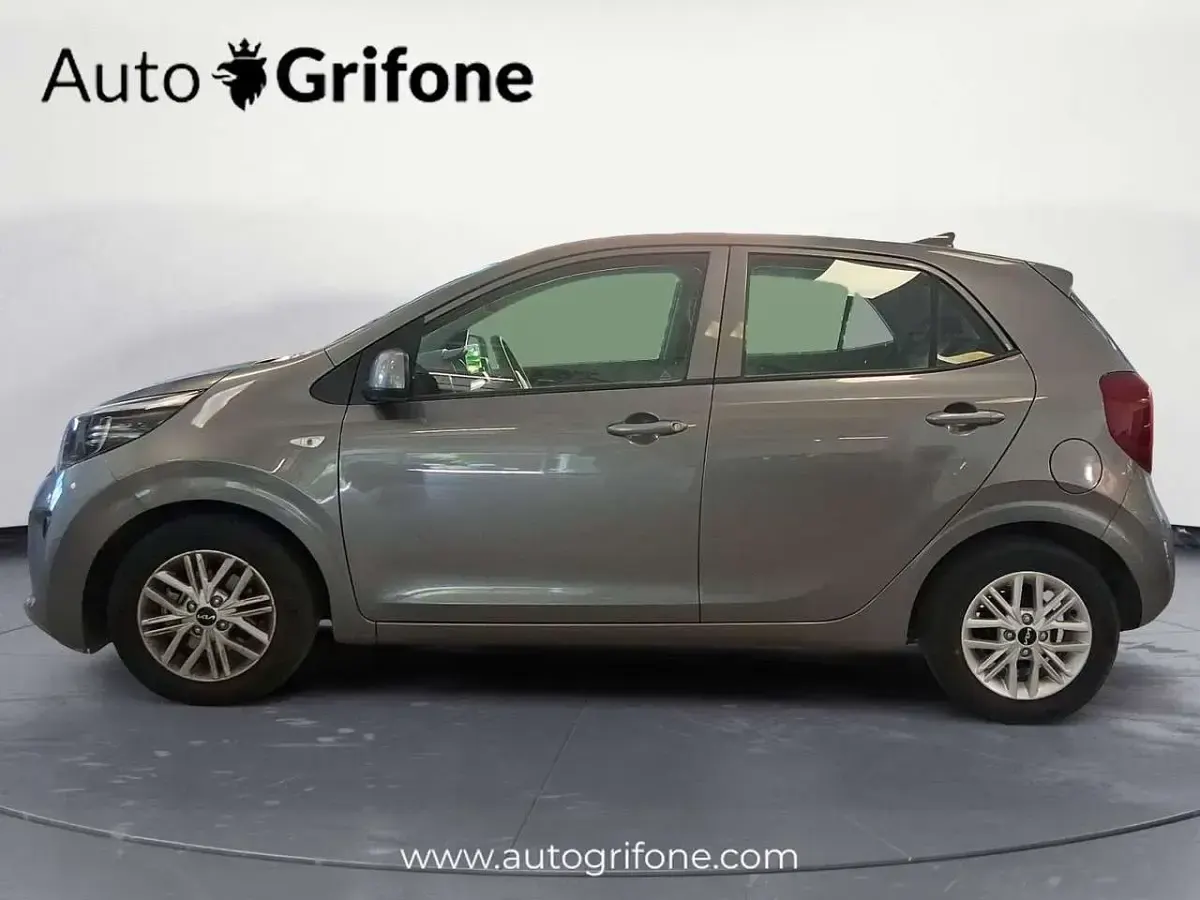 Usata Kia Picanto Urban 67 CV (49 kW) 2023 Grigio Utilitaria