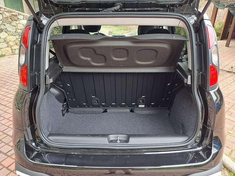 Usata Fiat Panda Cross Cross 69 CV (50 kW) 2025 Utilitaria