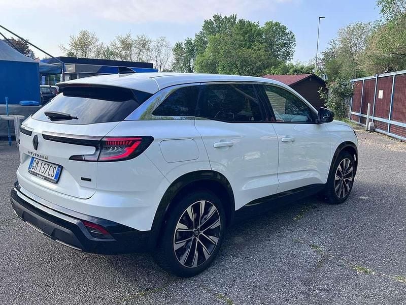 Usata Renault Austral Techno 200 CV (147 kW) 2023 Bianco SUV