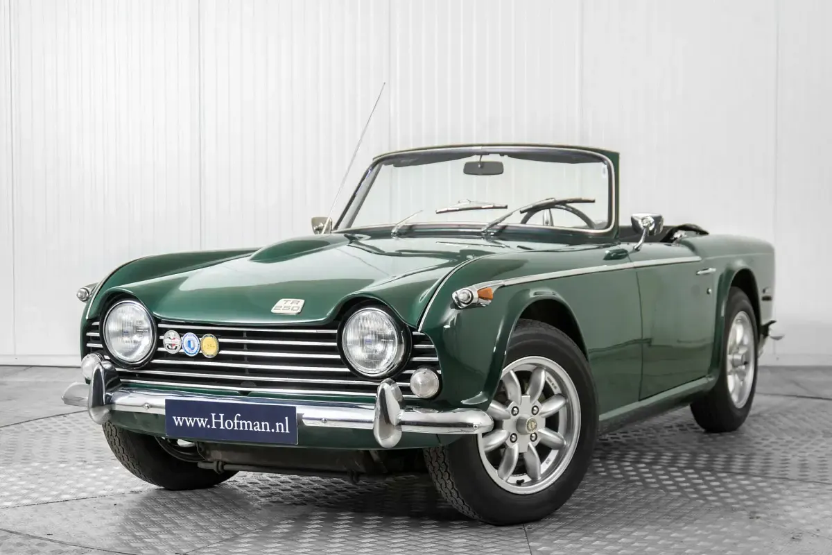 Usata Triumph TR 250 106 CV (77 kW) 1968 Verde Cabrio