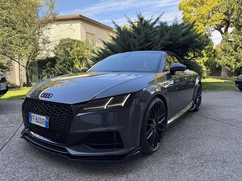 Usata 2016 Audi TT Roadster S-Line Cabrio | 27.990 € (Cara) - Immagine 1/4