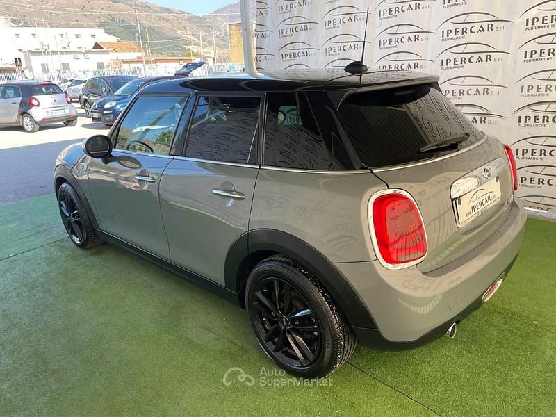 Usata Mini Cooper Clubman Business 116 CV (85 kW) 2015 Gray Station wagon