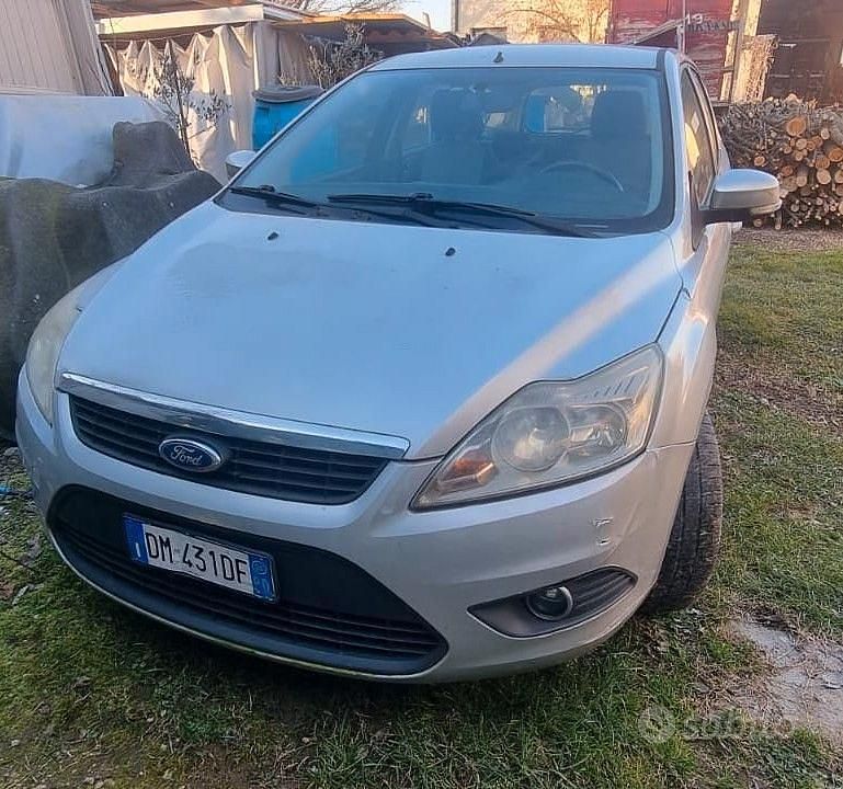 Usata Ford Focus 116 CV (85 kW) 2008 Grigio Station wagon