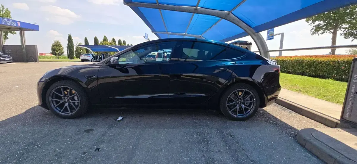 Usata Tesla Model 3 Standard Range 88 kW (120 CV) 2023 Berlina