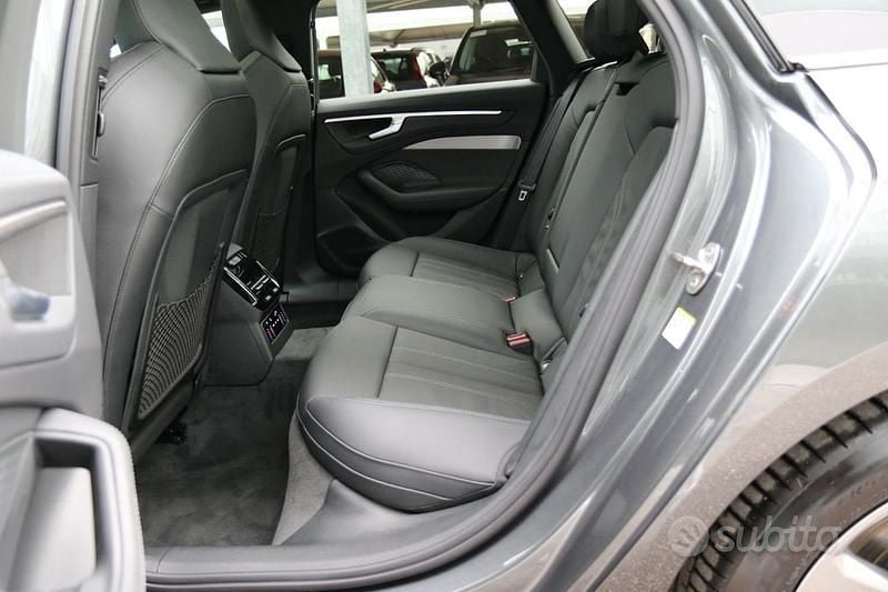 Nuova Audi A6 S-Line 204 CV (150 kW) 2025 Grigio Station wagon