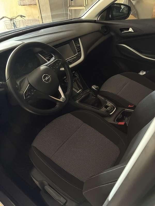Usata Opel Grandland X Business 120 CV (88 kW) 2018 SUV