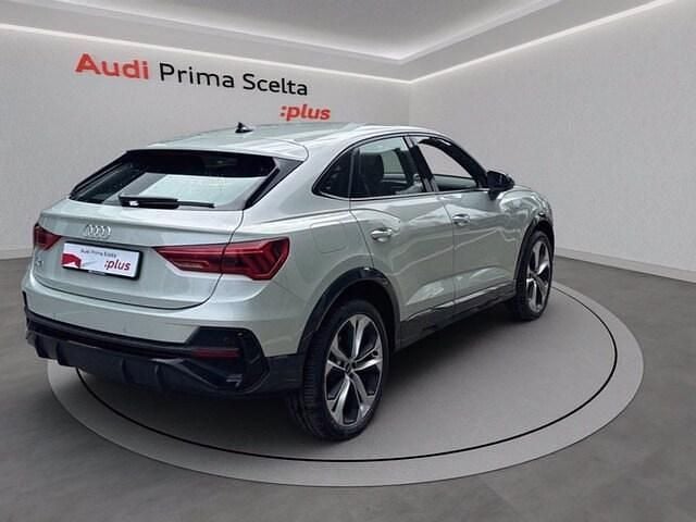 Usata Audi Q3 Sportback S-Line 245 CV (180 kW) 2021 Argento rugiada metalizzato SUV