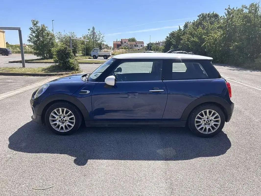 Occasion Mini Cooper D 116 ch (85 kW) 2014 Bleue Citadine