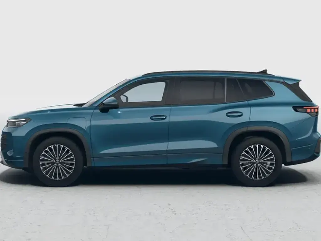 Nuova VW Tayron Edition 204 CV (150 kW) 2026 Nightshade blue metallizzato SUV