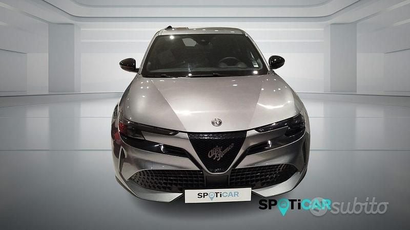 Usata Alfa Romeo GT Junior 145 CV (106 kW) 2025 Grigio SUV