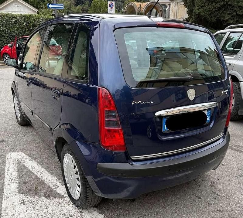 Usata Lancia Musa 69 CV (50 kW) 2004 Monovolume