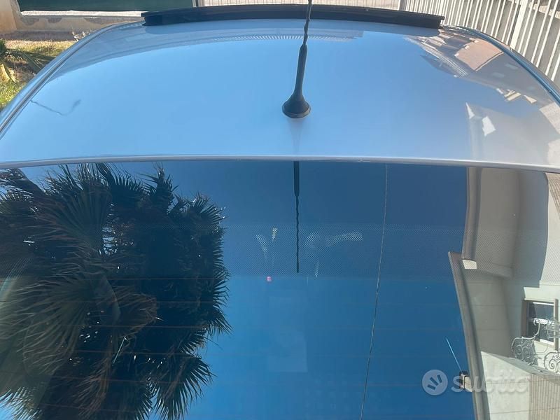 Usata VW New Beetle 2000 Grigio Utilitaria