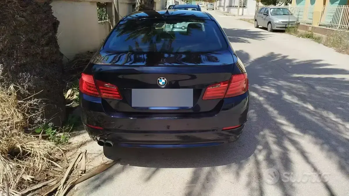 Usata BMW 520 184 CV (135 kW) 2011 Bluazzurro Berlina
