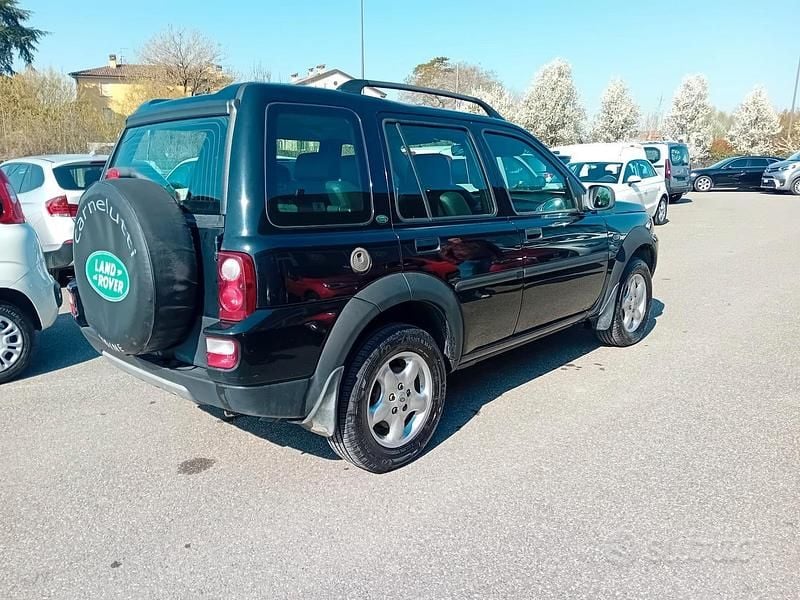 Usata Land Rover Freelander 2 SE 111 CV (81 kW) 2006 Nero SUV