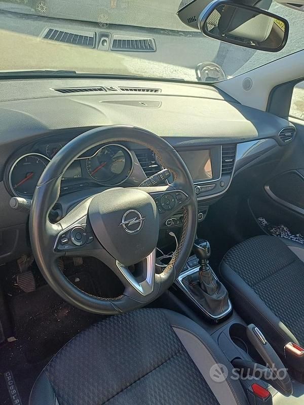 Usata Opel Crossland X Innovation 102 CV (75 kW) 2018 Bianco SUV