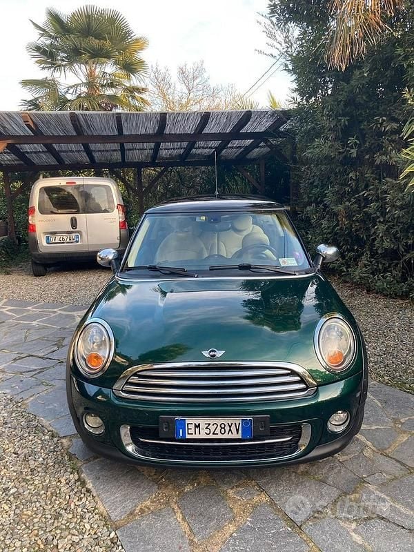 Usata Mini Cooper D 2012 Utilitaria