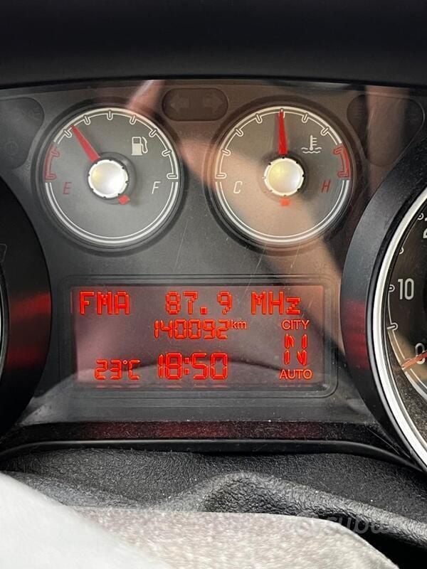 Usata Fiat Punto 95 CV (69 kW) 2013 Nero Utilitaria