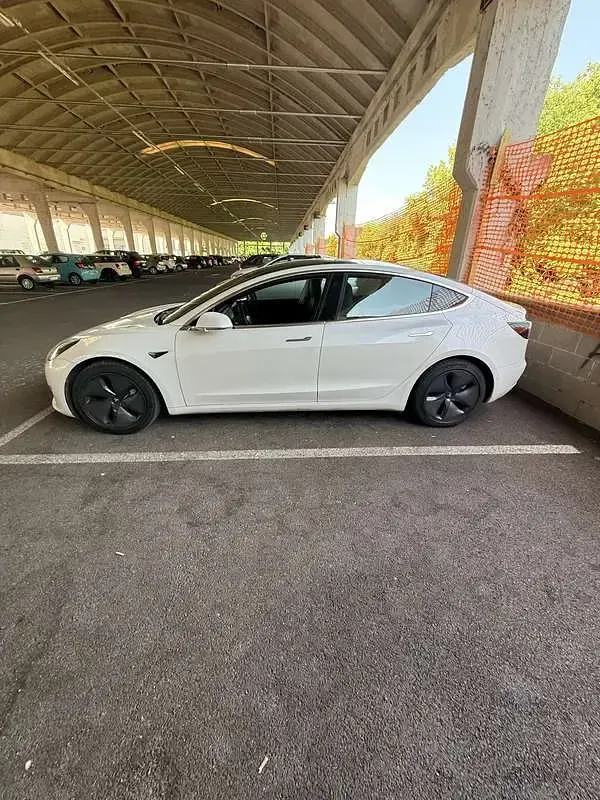 Usata Tesla Model 3 152 kW (208 CV) 2019 Bianco Berlina