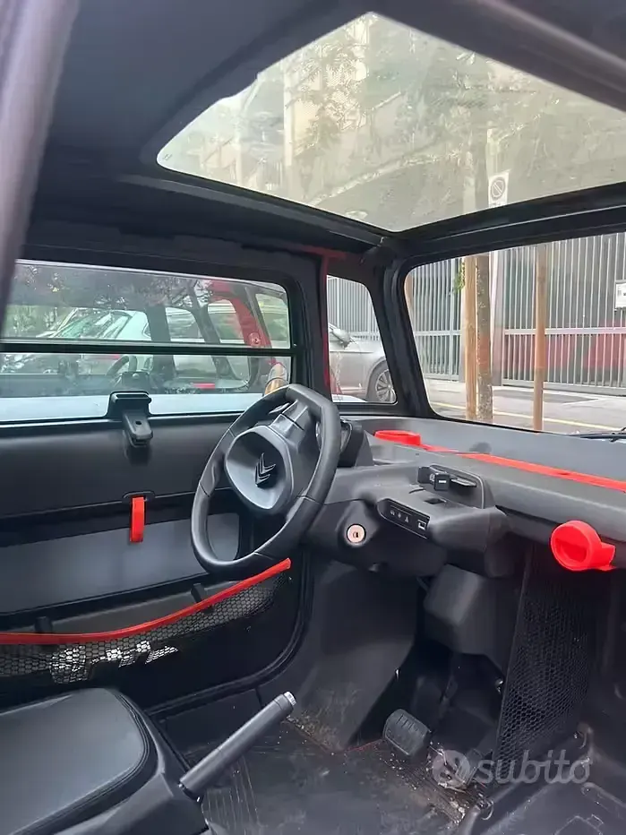 Usata Citroën AMI 2024 Grigio Berlina