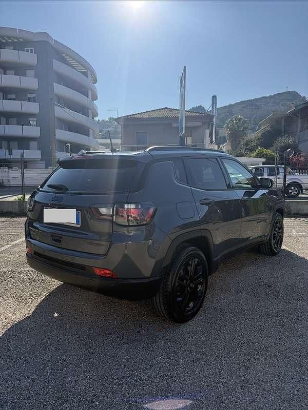 Usata Jeep Compass Night Eagle 131 CV (96 kW) 2022 Grigio SUV