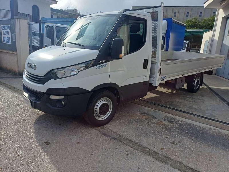 Usata Iveco Daily 140 CV (102 kW) 2018 Bianco