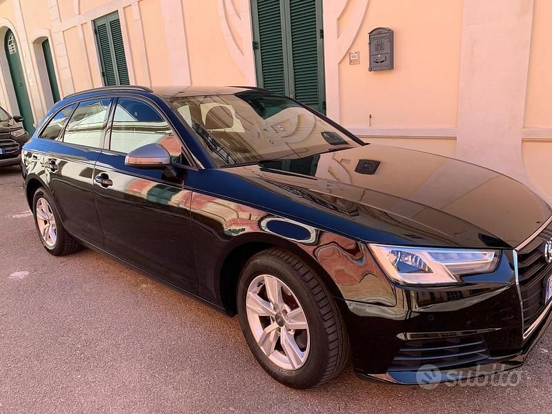 Usata Audi A4 122 CV (89 kW) 2017 Nero Station wagon