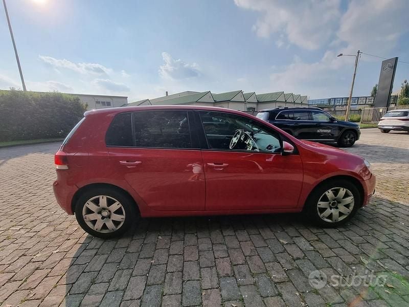Usata 2009 VW Golf VI Due volumi | 3200 € (Buon prezzo) - Immagine 1/4