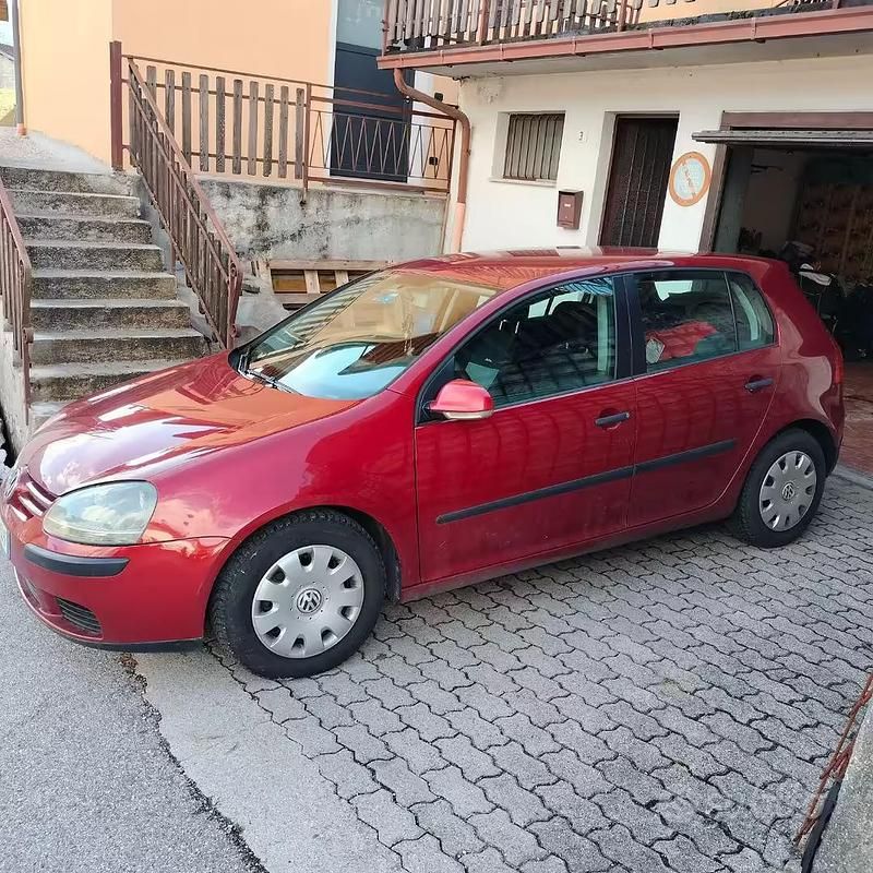 Usata VW Golf IV 2004 Rosso Berlina