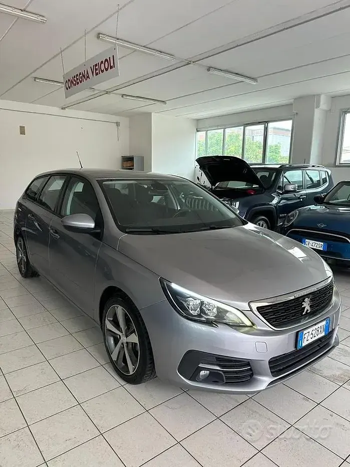 Usata Peugeot 308 SW Active 131 CV (96 kW) 2019 Argento Station wagon