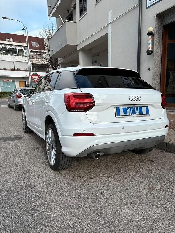 Usata Audi Q2 Sport 116 CV (85 kW) 2019 Bianco SUV