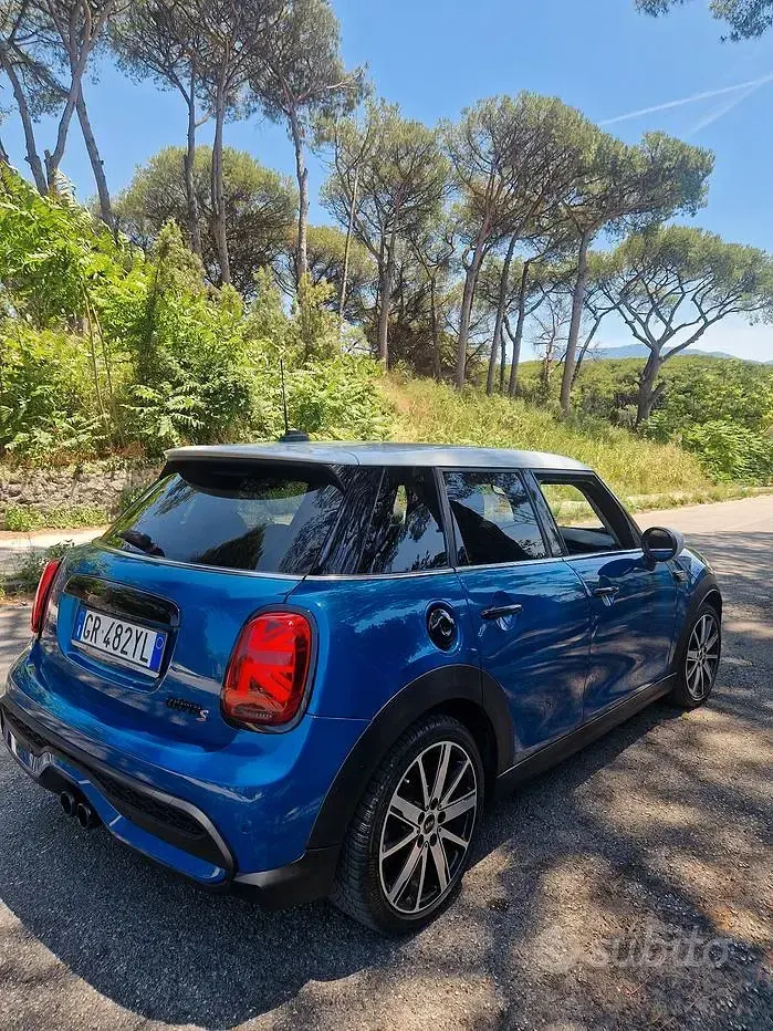 Usata Mini Cooper S 178 CV (130 kW) 2023 Bluazzurro Utilitaria