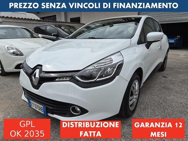 Usata Renault Clio IV 75 CV (55 kW) 2015 Bianco Berlina